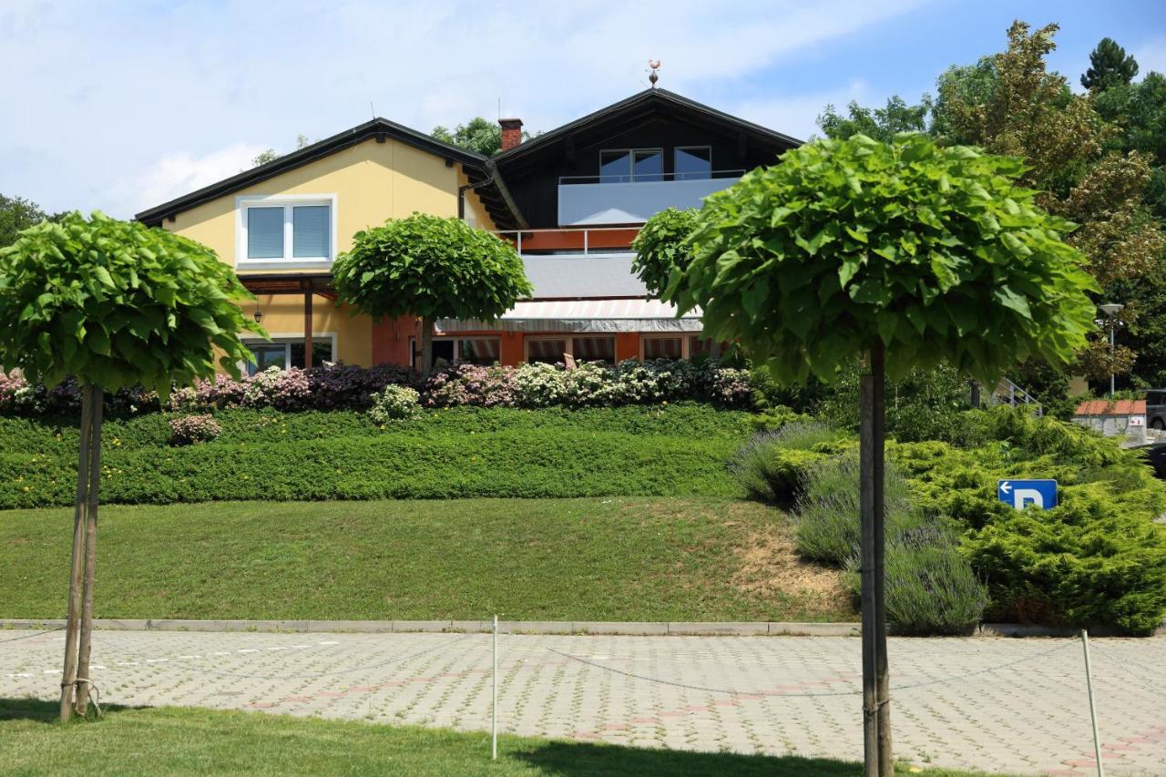 Sobe Grabar Panzió Potony Kültér fotó