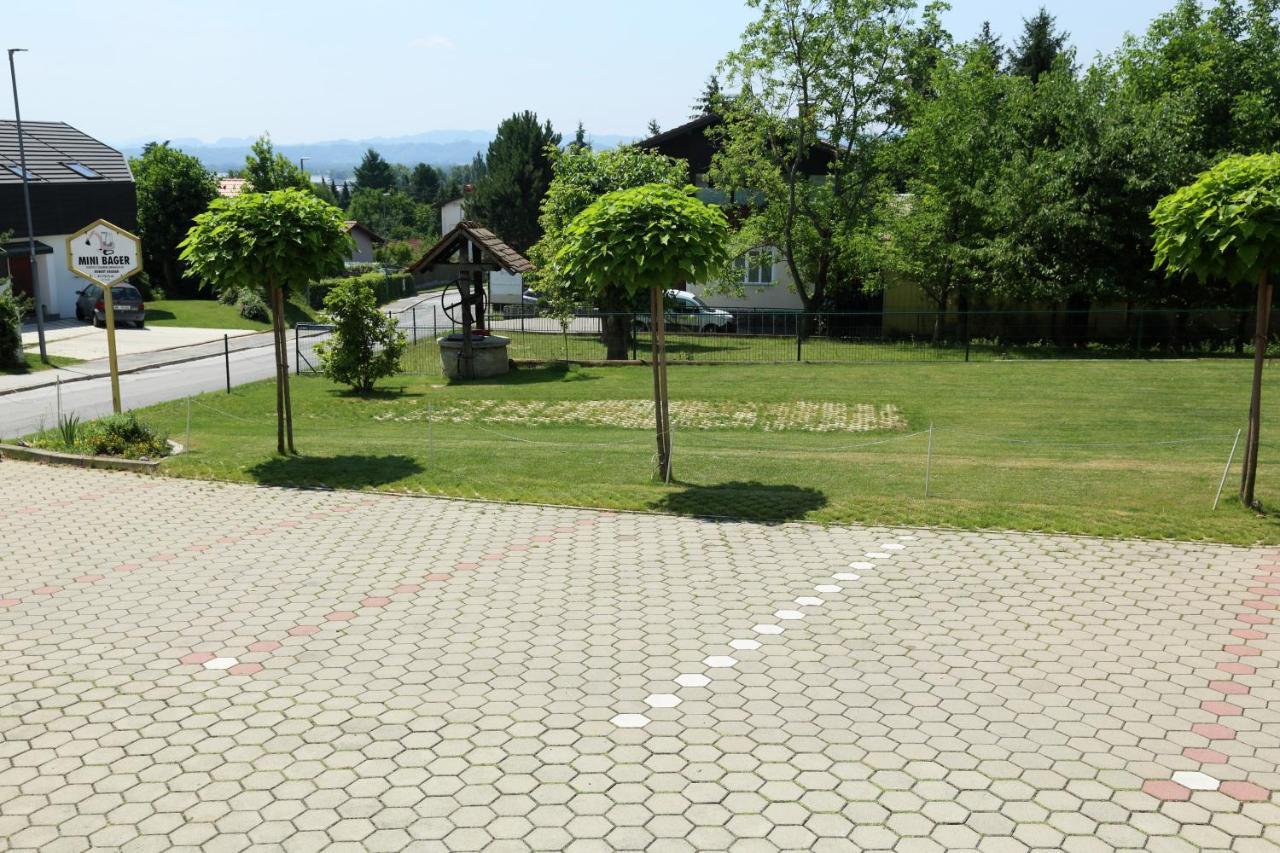 Sobe Grabar Panzió Potony Kültér fotó
